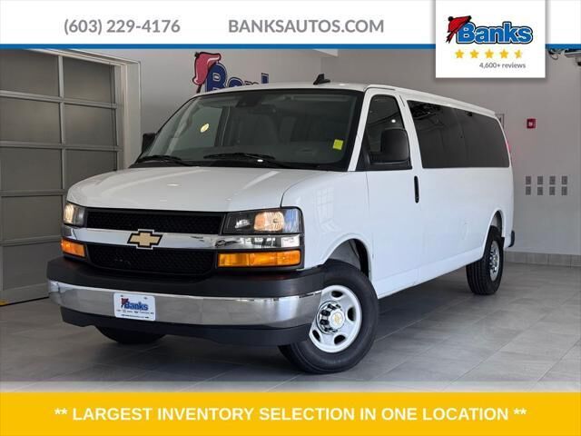 2025 Chevrolet Express LT 3500