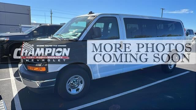 2025 Chevrolet Express LT 3500