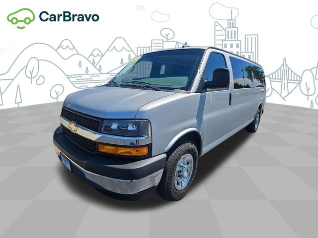 2018 Chevrolet Express Passenger LT