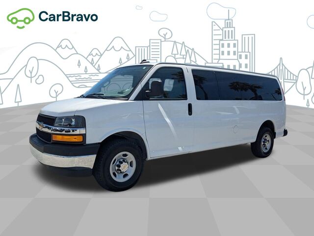 2024 Chevrolet Express Passenger 1LT