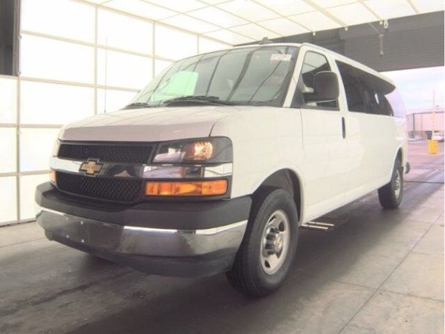 2024 Chevrolet Express Passenger LT