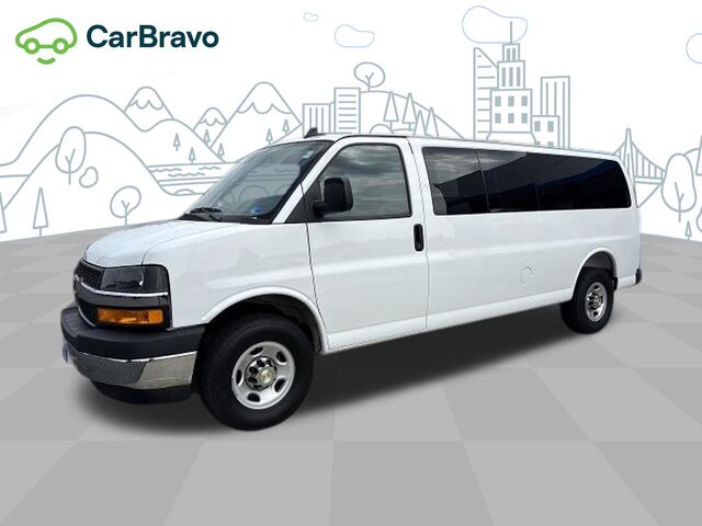 2025 Chevrolet Express Passenger 1LT