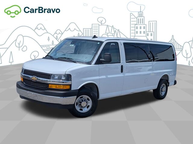 2025 Chevrolet Express Passenger 1LT