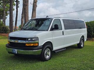 2025 Chevrolet Express LT 3500