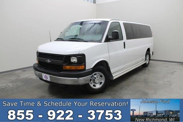 2015 Chevrolet Express LS 3500 — photo 1 of 13