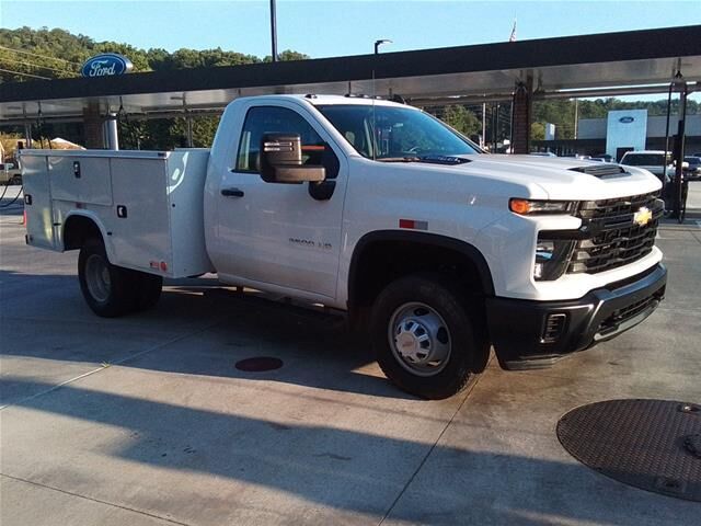 2025 Chevrolet Silverado 3500HD Work Truck
