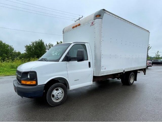 2012 Chevrolet Express Commercial Cutaway 2WT