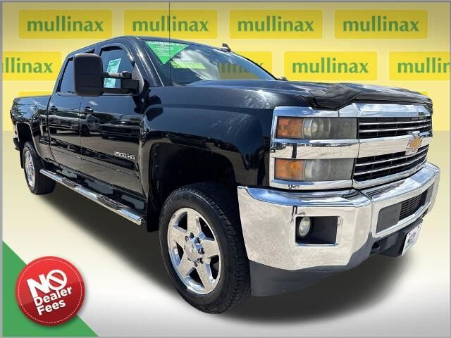 2015 Chevrolet Silverado 2500HD LT — photo 1 of 13
