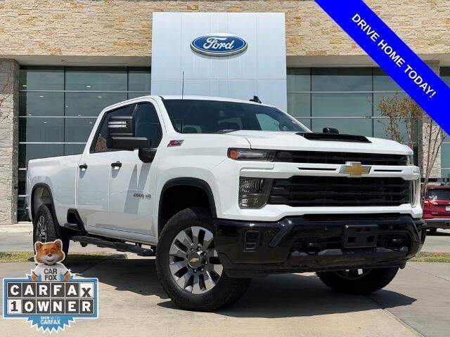 2025 Chevrolet Silverado 2500HD Custom