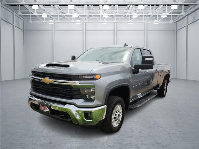 2025 Chevrolet Silverado 2500HD LT 4x4 Crew Cab 8 ft. box 172