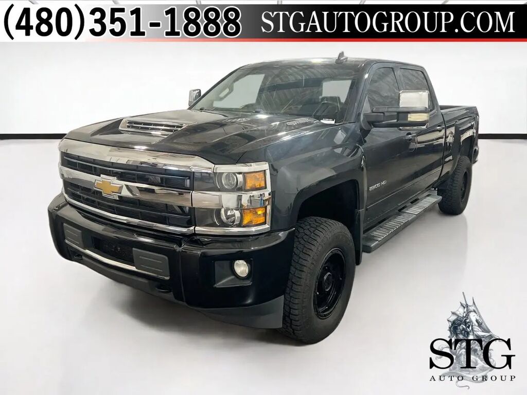 2018 Chevrolet Silverado 2500HD LT — photo 1 of 13