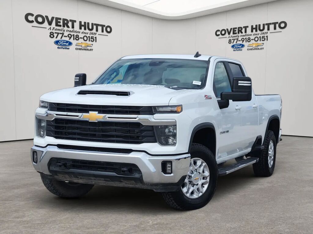 2024 Chevrolet Silverado 2500HD LT — photo 1 of 16