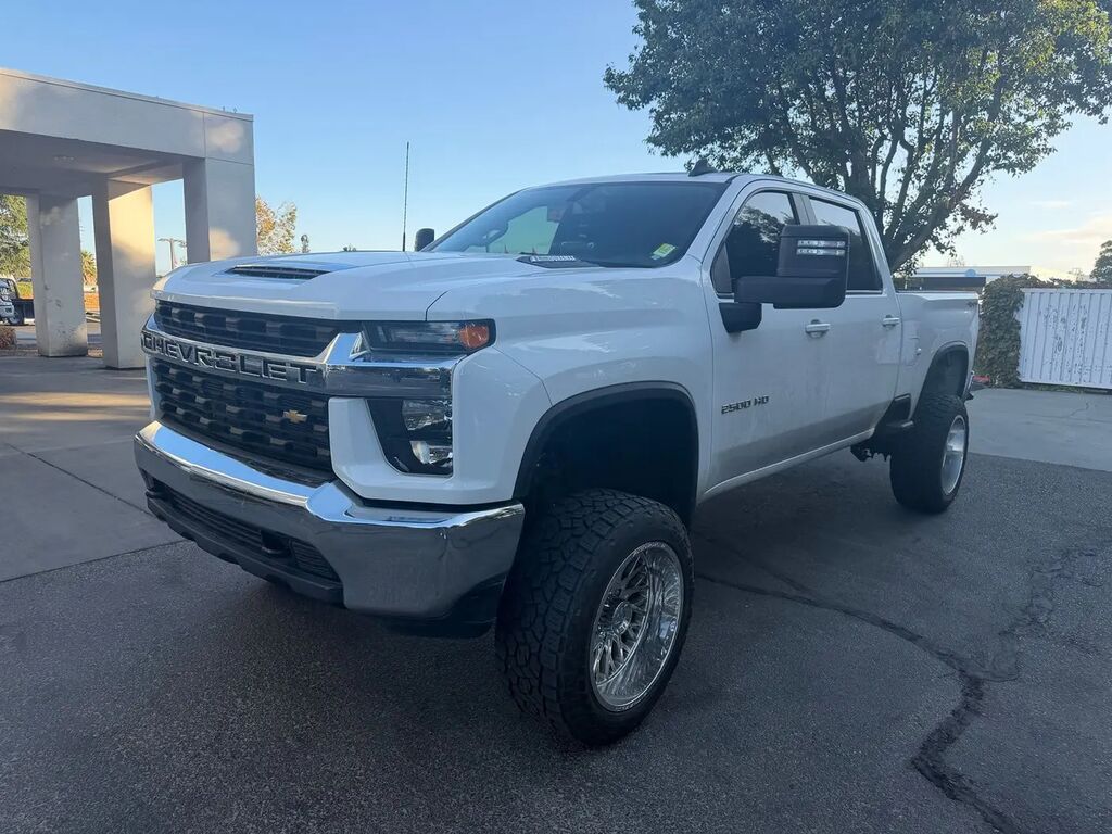 2021 Chevrolet Silverado 2500HD LT — photo 1 of 13