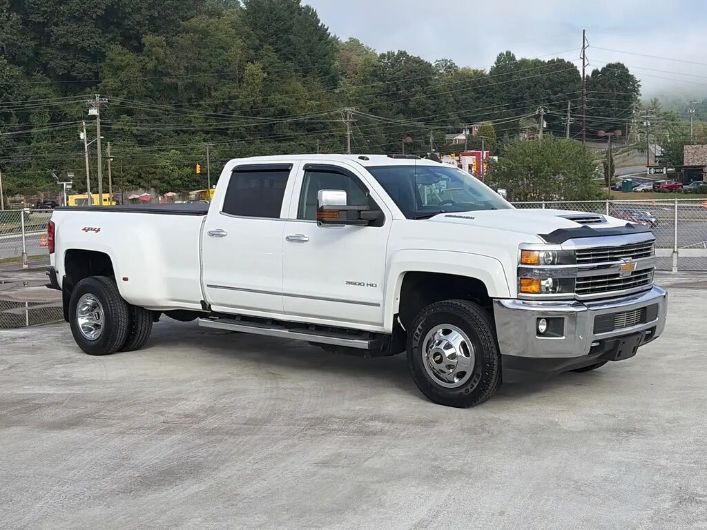 2018 Chevrolet Silverado 3500HD LTZ — photo 1 of 13