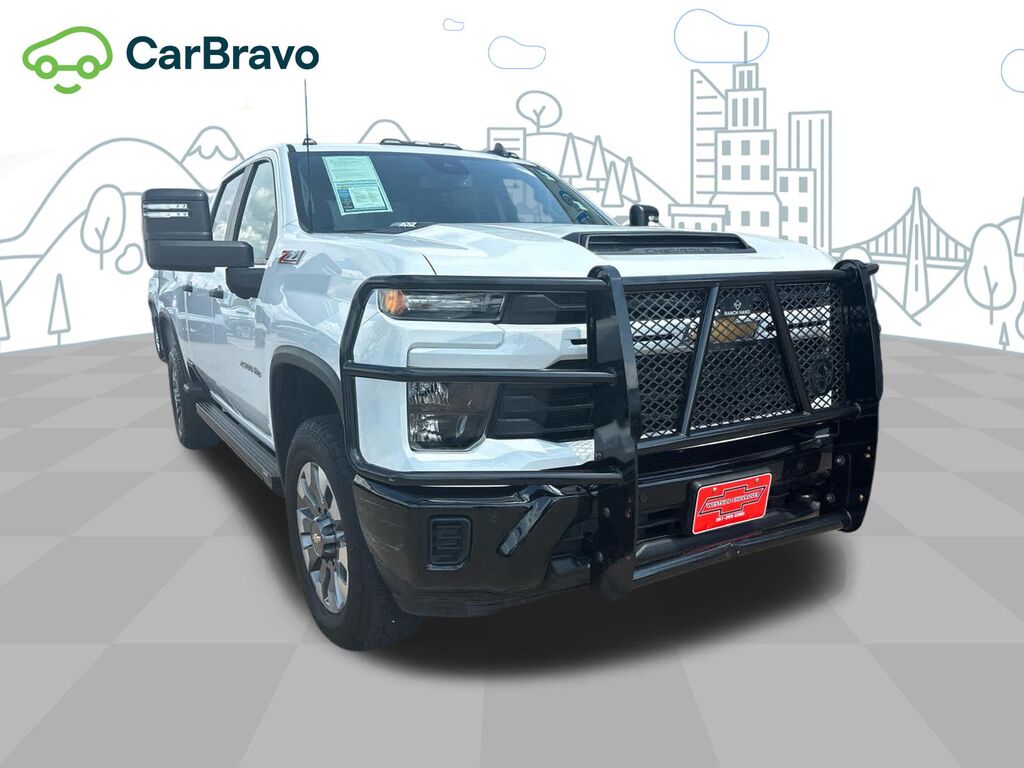 2025 Chevrolet Silverado 2500HD Custom — photo 1 of 7