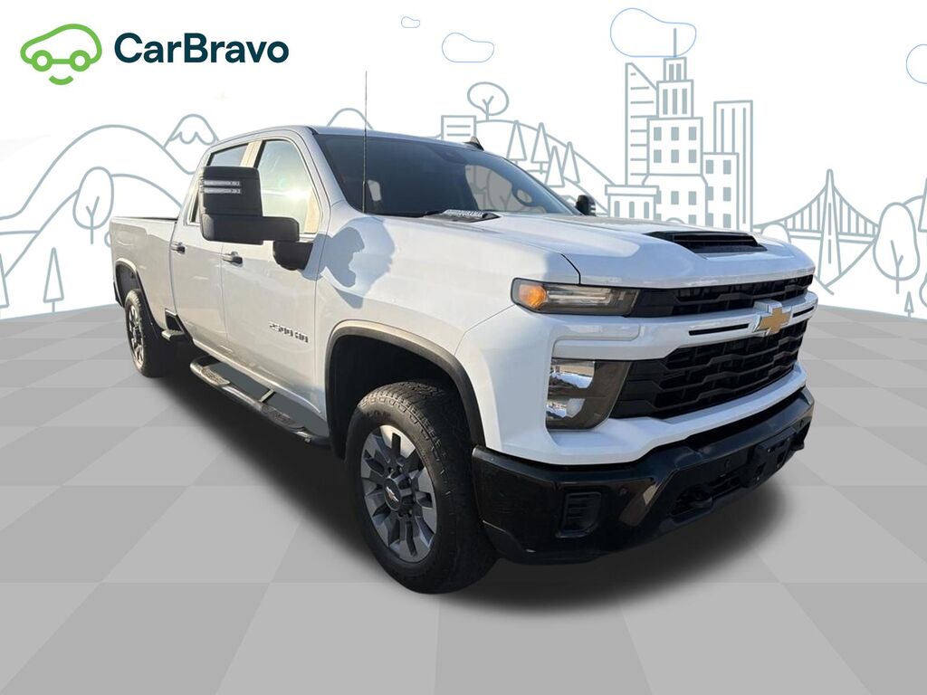 2025 Chevrolet Silverado 2500HD Custom — photo 1 of 7