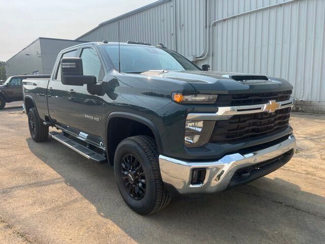 2026 Chevrolet Silverado 3500HD LT