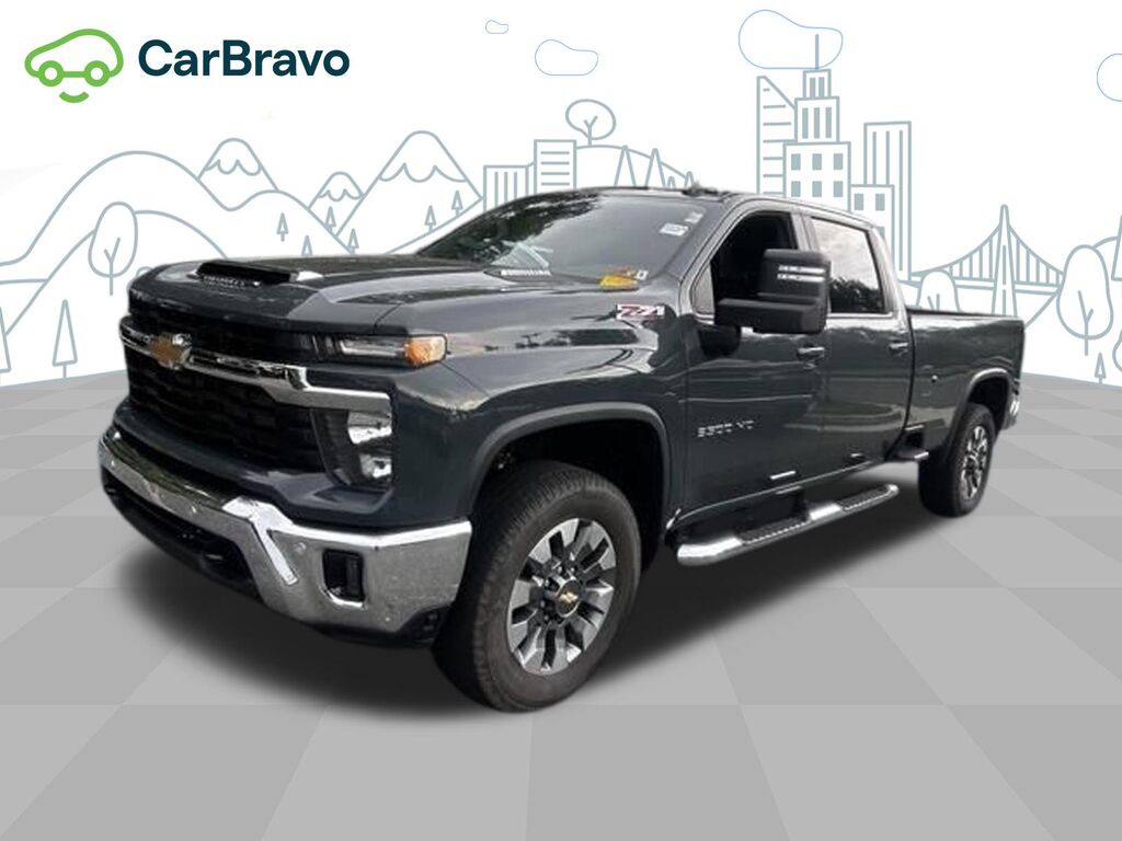 2025 Chevrolet Silverado 3500HD LT — photo 1 of 7