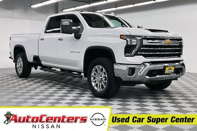 2025 Chevrolet Silverado 3500HD LTZ