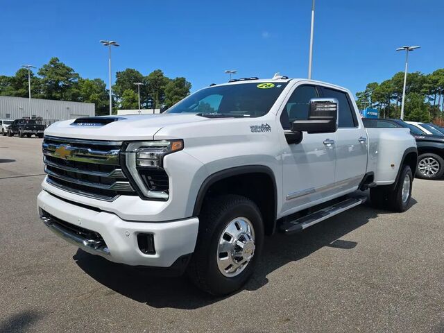 2026 Chevrolet Silverado 3500HD High Country