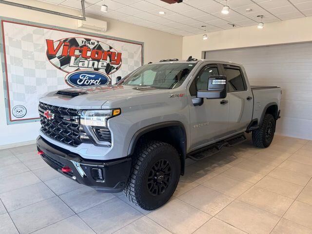 2025 Chevrolet Silverado 2500HD ZR2