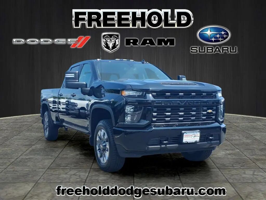 2022 Chevrolet Silverado 2500HD Custom — photo 1 of 13
