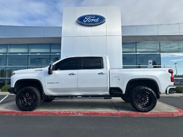 2020 Chevrolet Silverado 2500HD High Country