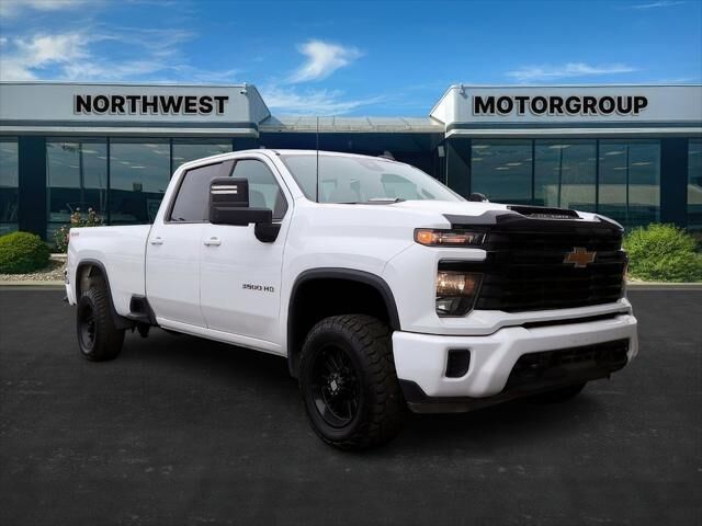 2024 Chevrolet Silverado 3500HD LT