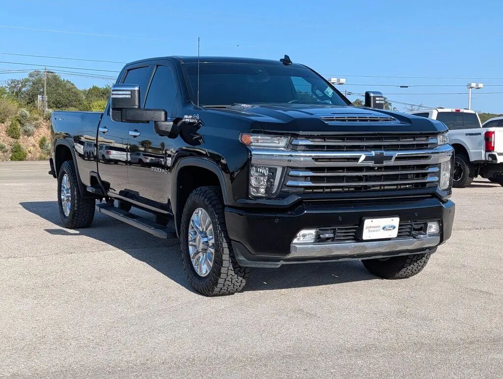 2020 Chevrolet Silverado 3500HD High Country — photo 1 of 13