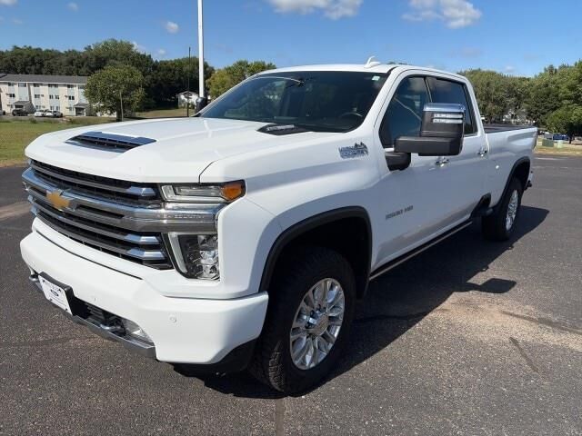 2022 Chevrolet Silverado 3500HD High Country — photo 1 of 13