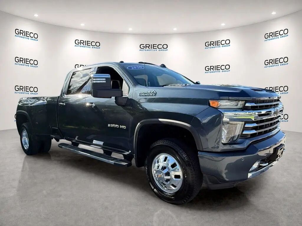 2020 Chevrolet Silverado 3500HD High Country — photo 1 of 13