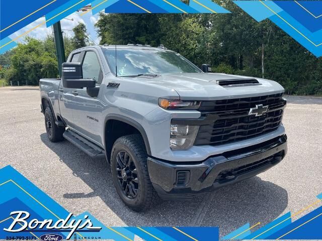 2025 Chevrolet Silverado 2500HD Custom