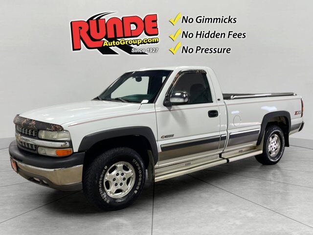 2001 Chevrolet Silverado 1500 LS — photo 1 of 1