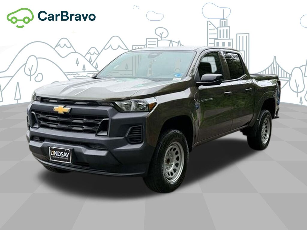 2024 Chevrolet Colorado WT — photo 1 of 7