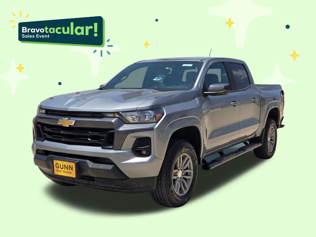 2023 Chevrolet Colorado LT — photo 1 of 7