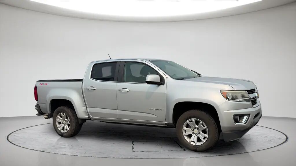 2015 Chevrolet Colorado LT — photo 1 of 24