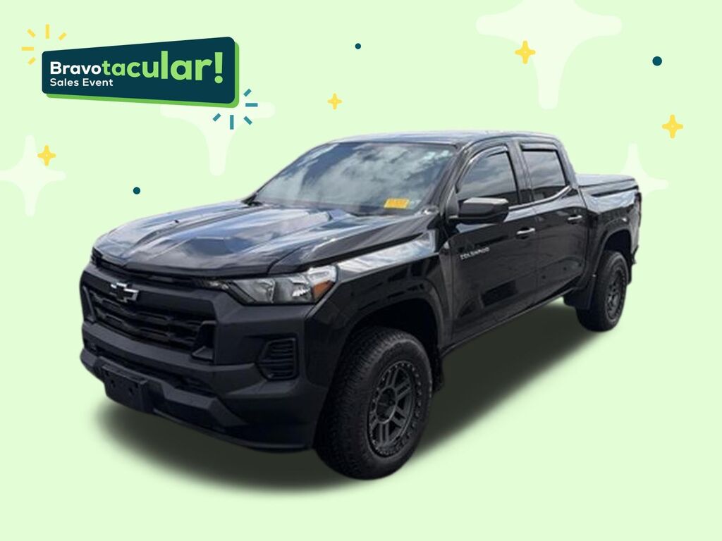 2024 Chevrolet Colorado WT — photo 1 of 7
