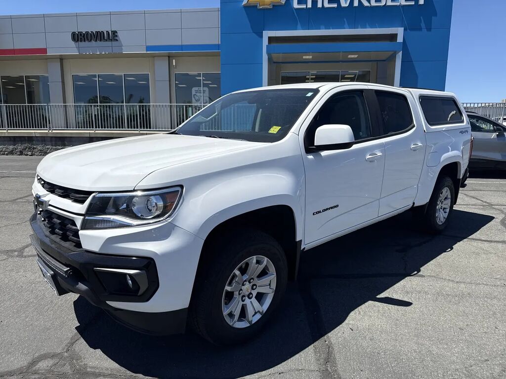 2022 Chevrolet Colorado LT — photo 1 of 13