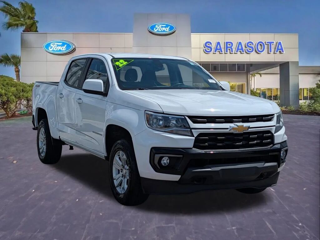 2022 Chevrolet Colorado LT — photo 1 of 14