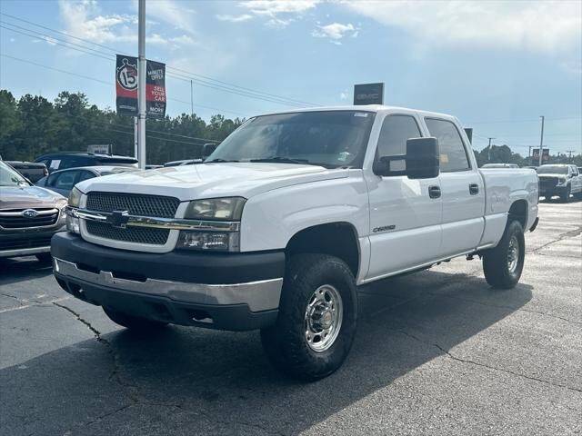 2004 Chevrolet Silverado 2500HD LS — photo 1 of 13
