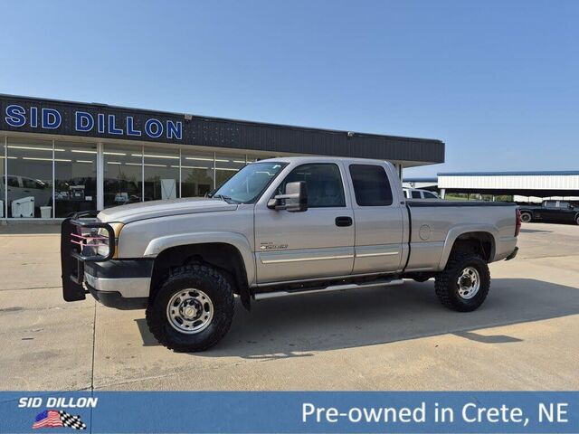 2004 Chevrolet Silverado 2500HD LS