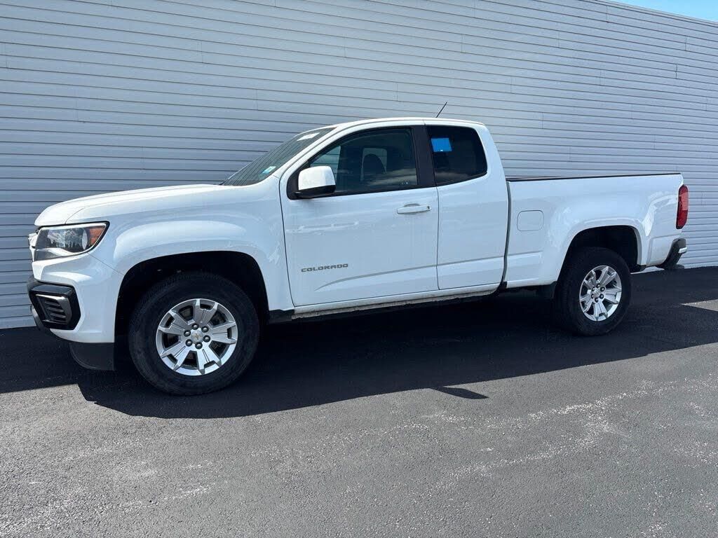 2022 Chevrolet Colorado LT — photo 1 of 1