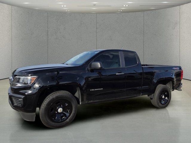2022 Chevrolet Colorado 4WD Work Truck — photo 1 of 13
