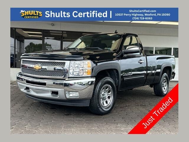 2012 Chevrolet Silverado 1500 LT — photo 1 of 4
