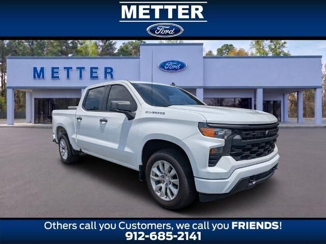 2023 Chevrolet Silverado 1500 Custom — photo 1 of 13