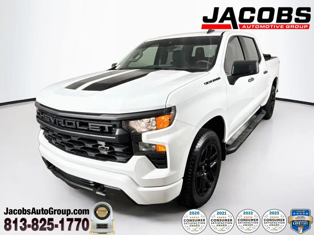 2024 Chevrolet Silverado 1500 Custom — photo 1 of 13