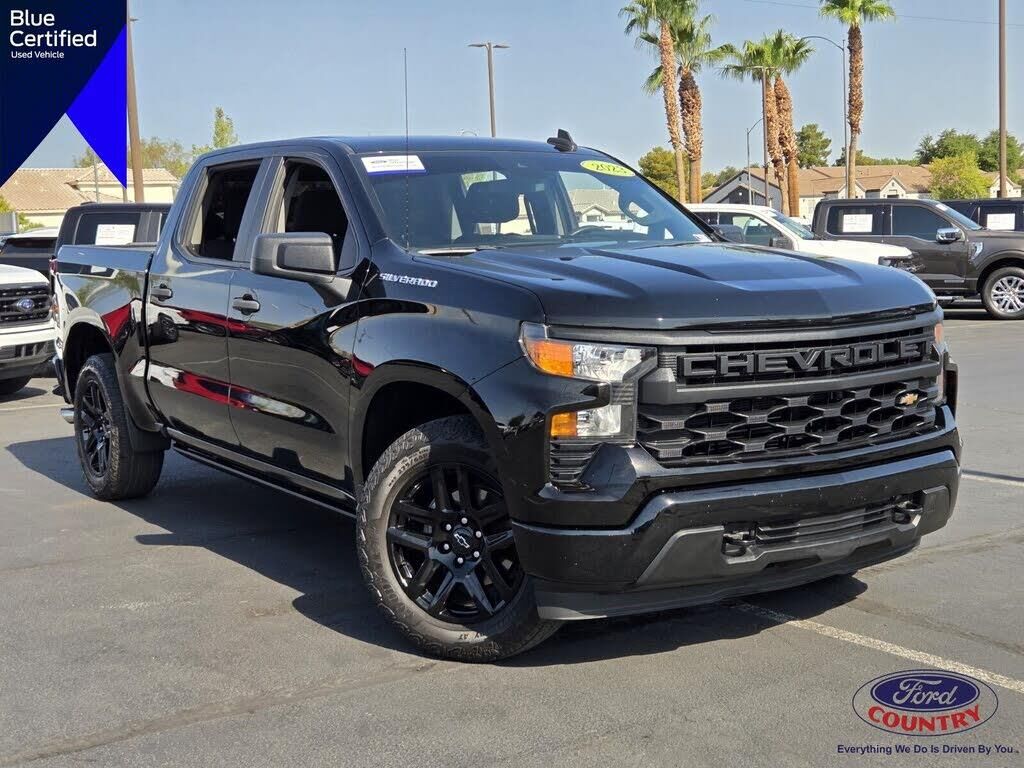2023 Chevrolet Silverado 1500 Custom