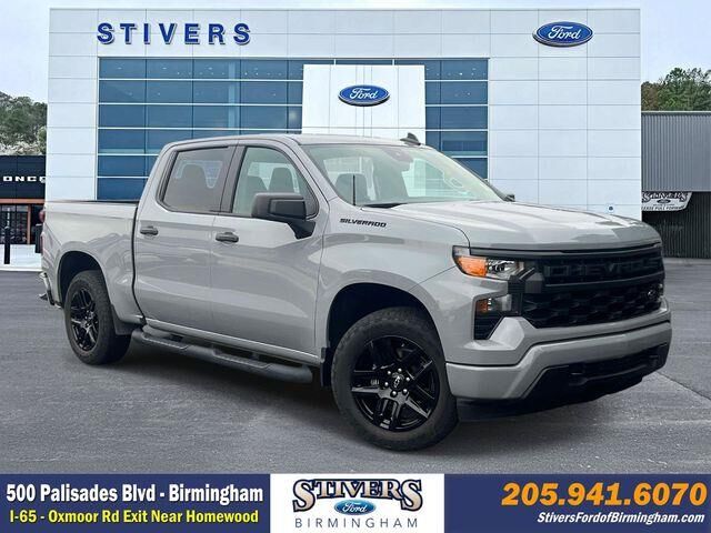 2024 Chevrolet Silverado 1500 Custom — photo 1 of 13