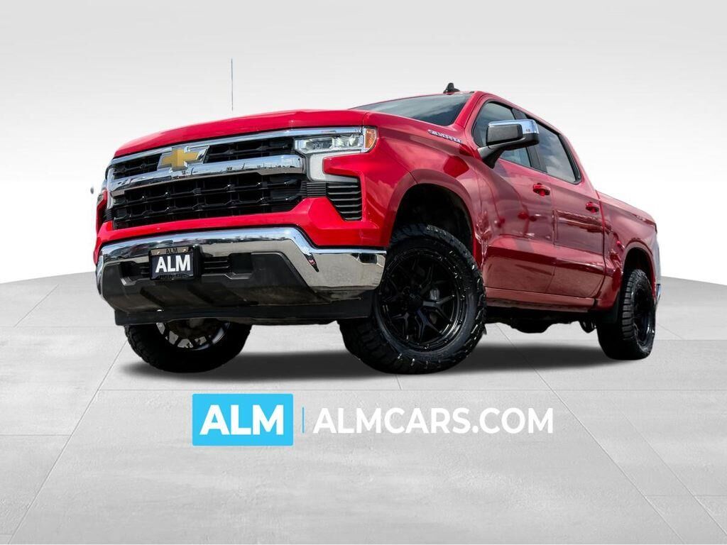 2025 Chevrolet Silverado 1500 LT — photo 1 of 13