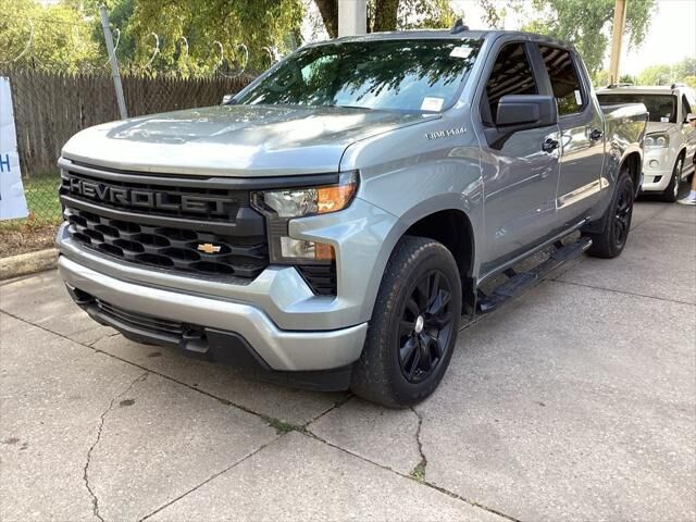 2023 Chevrolet Silverado 1500 Custom — photo 1 of 21